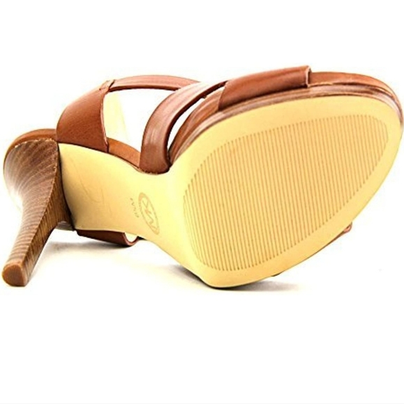 Michael Michael Kors Oksana Sandals - Picture 7 of 13